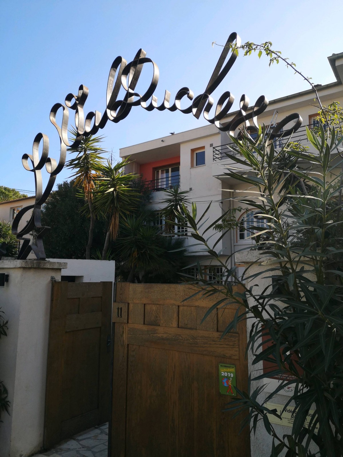 Hôtellerie Studio et appartement  Cagnes-sur-Mer, Alpes-Maritimes  Hôtel 2 étoiles Le Val Duchesse